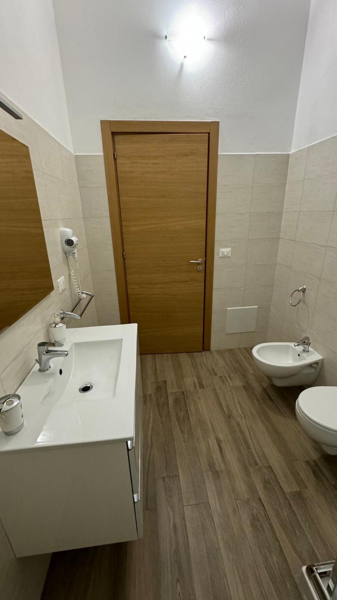 Carpentry Bed and Breakfast Uggiano La Chiesa Εξωτερικό φωτογραφία